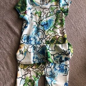 DotDotSmile romper 3/4. New without tags.